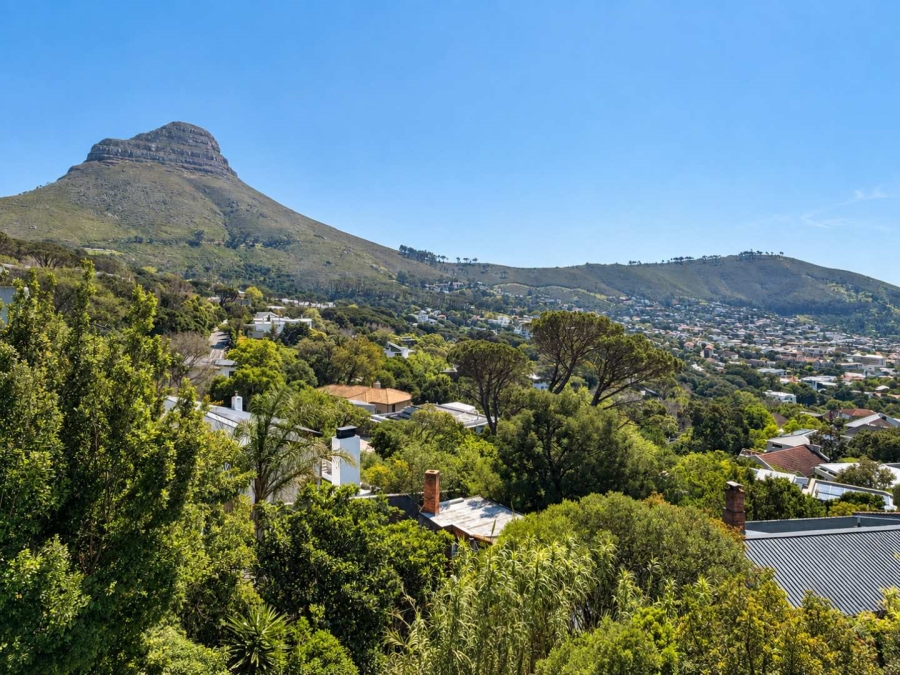 5 Bedroom Property for Sale in Higgovale Western Cape